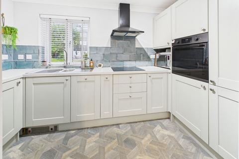 2 bedroom flat for sale, Mill Street, Pegasus Court Mill Street, NP7