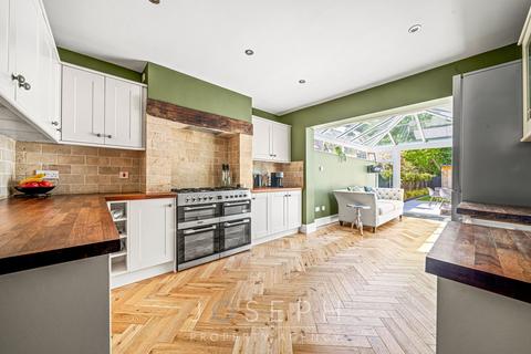 28 Elmhurst Drive, Ipswich, IP3 0PB