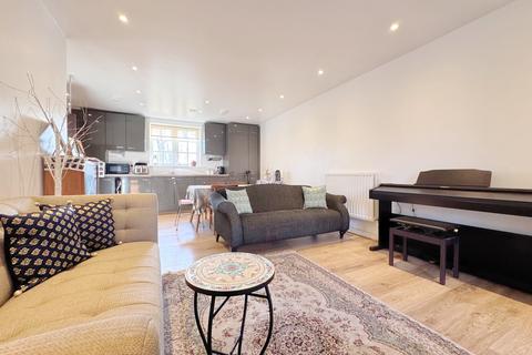 undefined, Ashridge Close, London N3