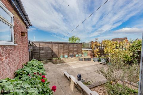 4 Claytons Close, Springhead, Oldham, OL4 4NT