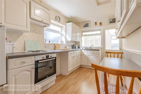 4 Claytons Close, Springhead, Oldham, OL4 4NT