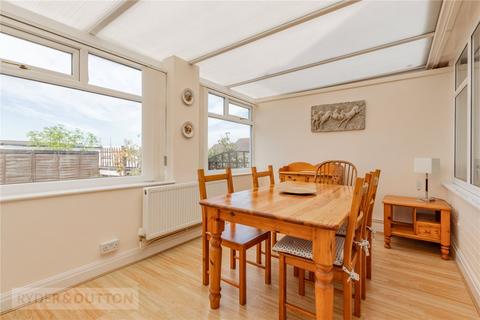 4 Claytons Close, Springhead, Oldham, OL4 4NT