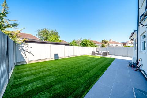 12 Lydd Road, Bexleyheath, DA7 5PB