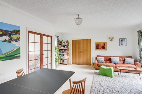 3 bedroom detached bungalow for sale, Hill Farm Court, Edwalton NG12