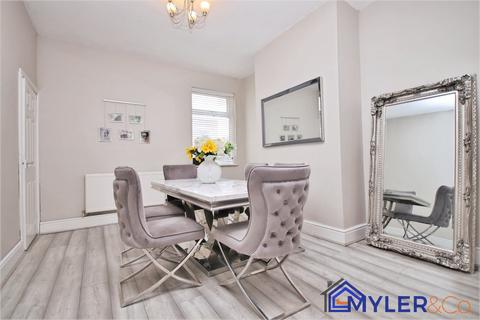 52 Appleton Road, Widnes, WA8 6EX