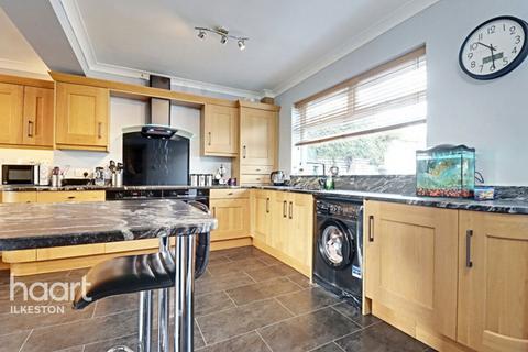 3 bedroom detached house for sale, Kingsway, Ilkeston