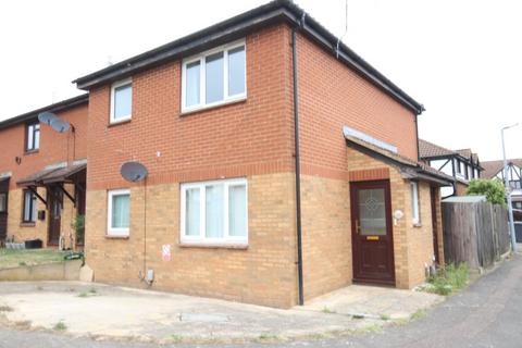 1 bedroom cluster house to rent, Bryant Way, Toddington, LU5