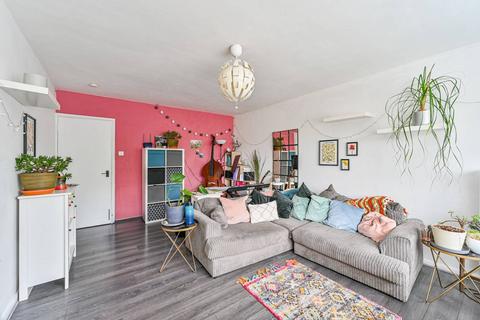 2 bedroom flat for sale, Belgrave Court, Blackheath, London, SE3
