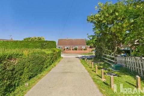 3 bedroom bungalow for sale, Cherry Cob Sands Estate, Bellcroft Lane, Thorngumbald, HU12