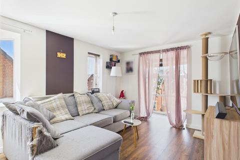 7 Ashby Gardens, Hyde, SK14 3EY