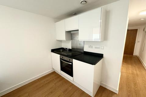 Studio to rent, Standard Studio, Norfolk House, L1