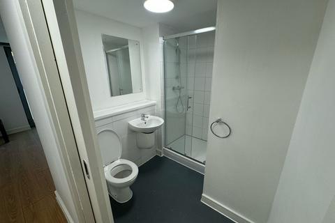 Studio to rent, Standard Studio, Norfolk House, L1