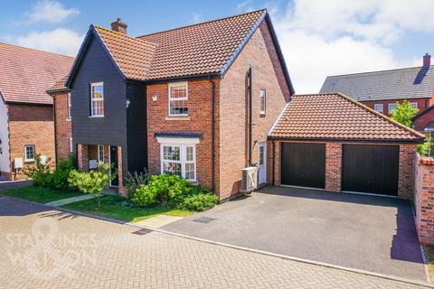 4 bedroom detached house for sale, Arminghall Close, Poringland, Norwich