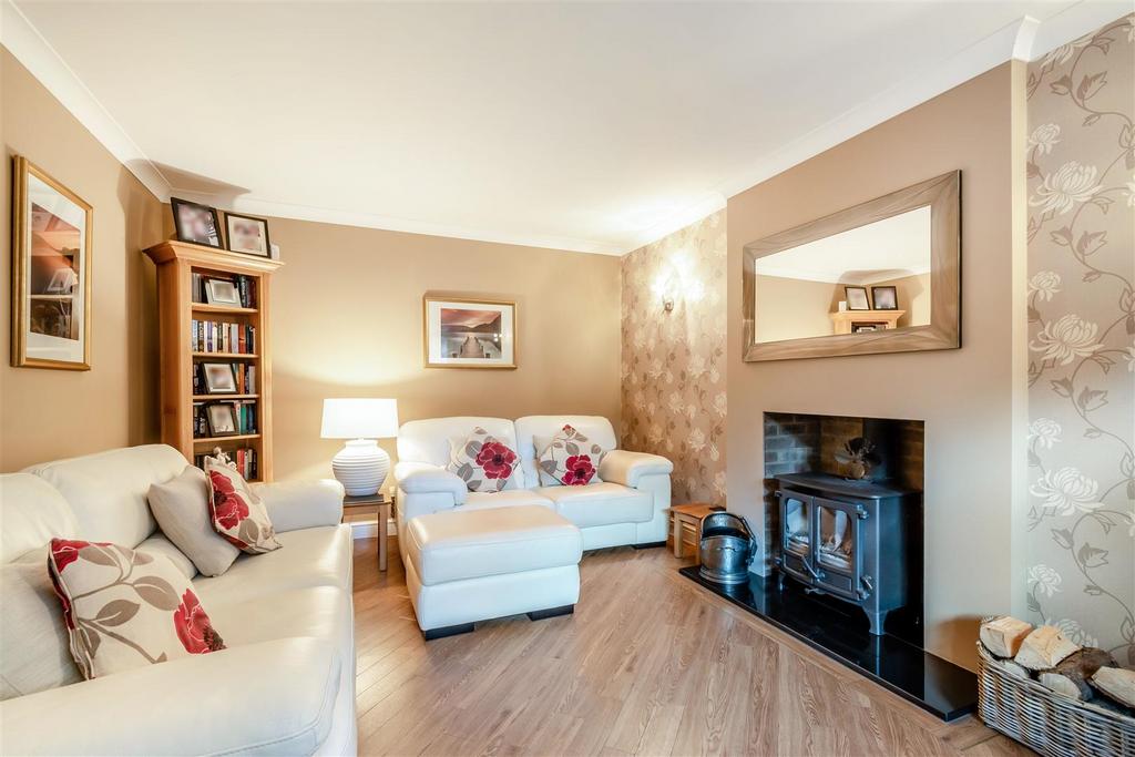 8527408-interior12.jpg