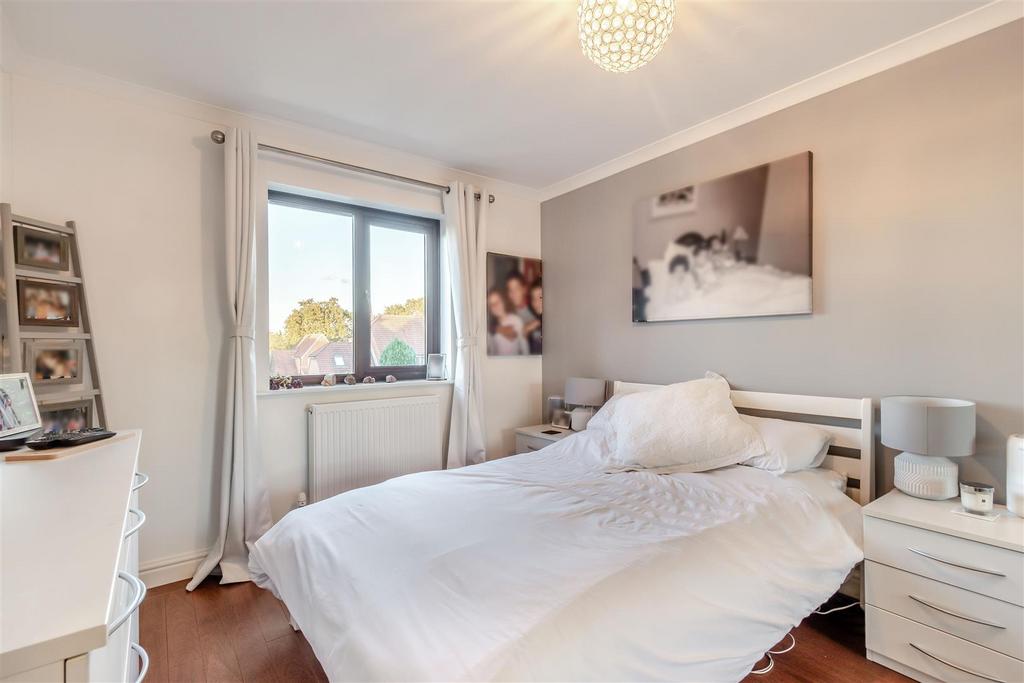 8527408-interior16.jpg