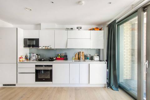 East Ferry Road, Canary Wharf, London, E14