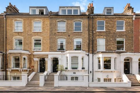 2 bedroom flat for sale, Denning Road, Hampstead, London, NW3