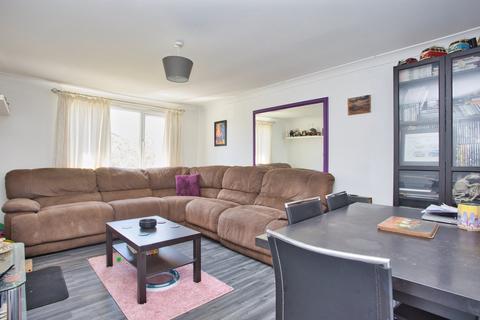 undefined, Owen Square, Deal, CT14