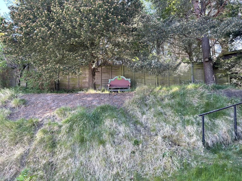 Garden d.JPG