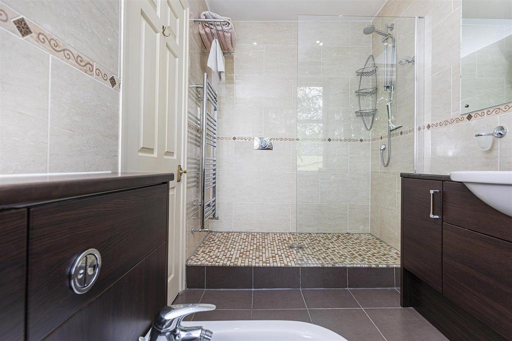 En Suite Shower Room