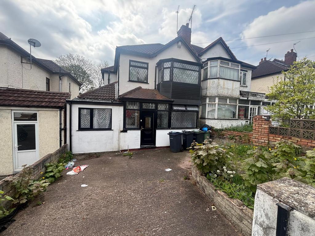 4-Bedroom HMO investment property For Sale Chartl