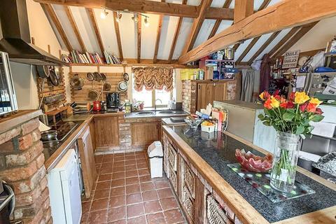 3 bedroom barn conversion for sale, Pool Quay