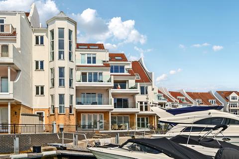 2 bedroom apartment for sale, Lake Avenue, Poole, Dorset