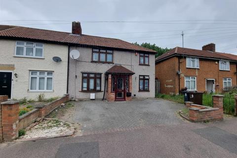 4 bedroom house for sale, Turnage Road, Dagenham