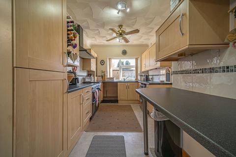 3 Clairwain, New Inn, Pontypool, NP4 0QA