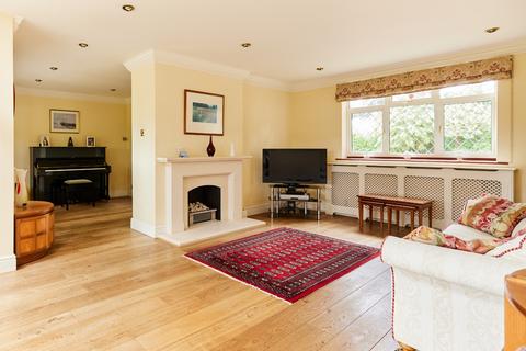 5 bedroom detached house for sale, Chiltern Hill, The Chalfont Heights Estate, Chalfont St. Peter