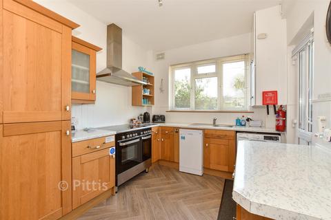 2 bedroom ground floor flat for sale, The Willows, Bembridge PO35