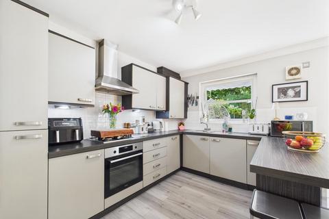 11 Whitson Close, Rattray, Blairgowrie, PH10 7FE
