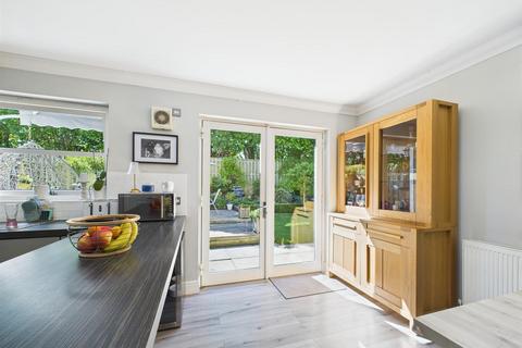 11 Whitson Close, Rattray, Blairgowrie, PH10 7FE