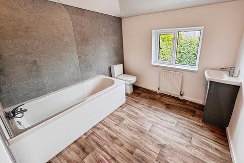 30 High Hazel Road, Moorends, Doncaster, DN8 4QB