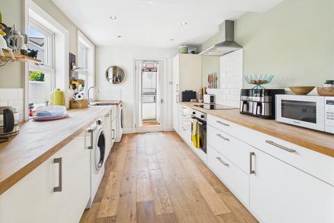 23 Manston Road, Exeter, EX1 2QA