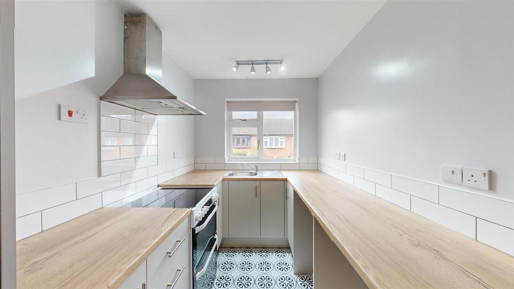 Bromley Road 29 Kitchen.jpg