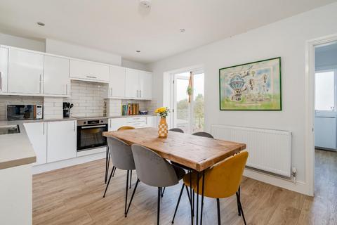 15 Gwilliam Street, Bristol, BS3 4LT