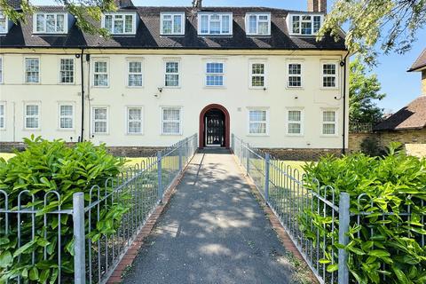36 Thurbarn Road, London, SE6 3QE
