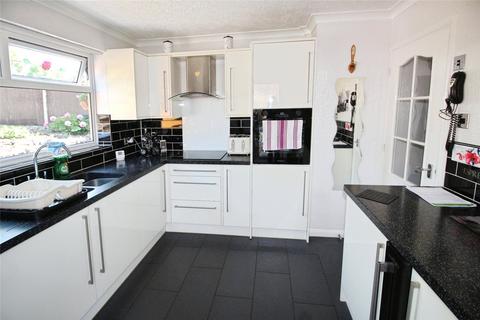 2 bedroom bungalow for sale, Rosebery Close, Kent ME10