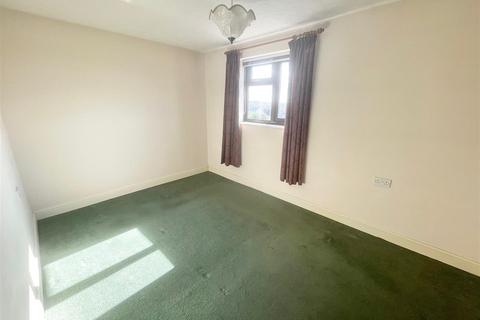 2 bedroom flat for sale, Stirling Court, Plymouth PL5