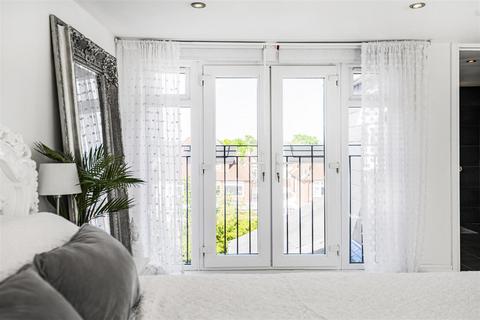 40 Brisbane Road, Reading, RG30 2PE