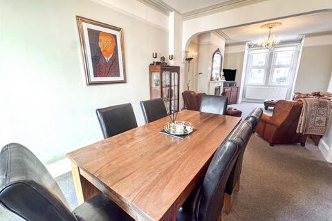 4 bedroom house to rent, Prospect Avenue, Rochester ME2