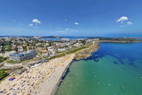undefined, Cliff Road, Falmouth, Cornwall