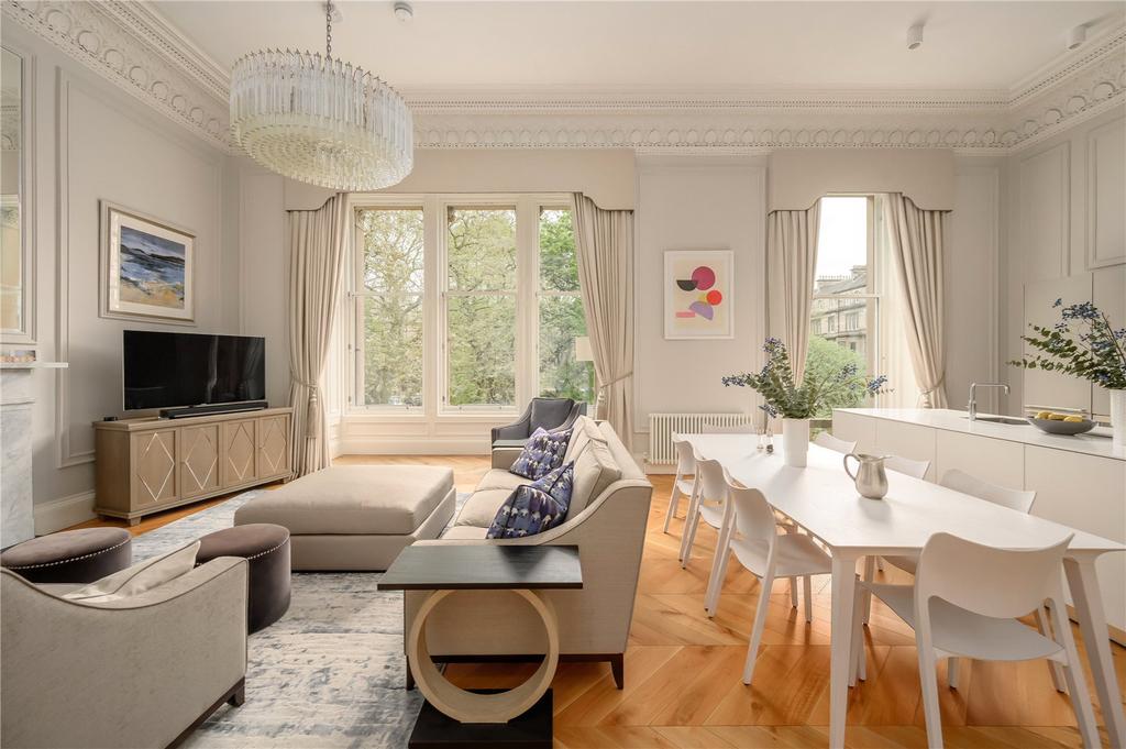 Kitchen/Living Room
