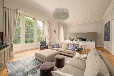 Flat 3, 42 Drumsheugh Gardens, Edinburgh, EH3 7SW