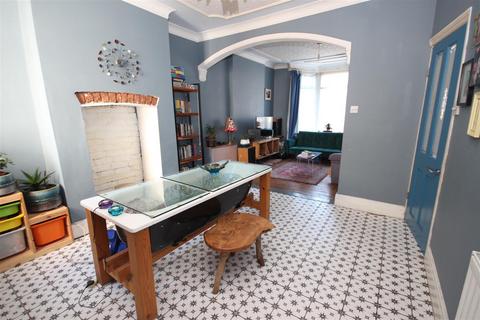 3 bedroom terraced house for sale, Pantbach Road, Birchgrove, Cardiff