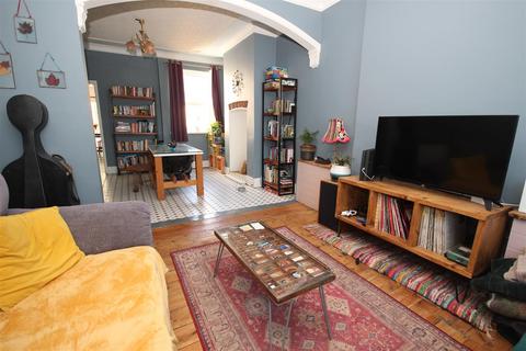 3 bedroom terraced house for sale, Pantbach Road, Birchgrove, Cardiff