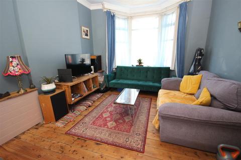 3 bedroom terraced house for sale, Pantbach Road, Birchgrove, Cardiff