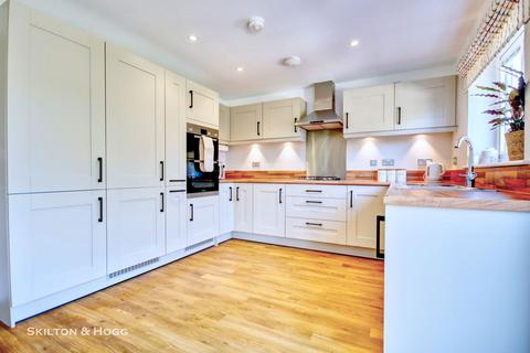 15 Cartmel Road, Daventry, NN11 2NY