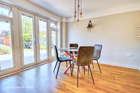 15 Cartmel Road, Daventry, NN11 2NY